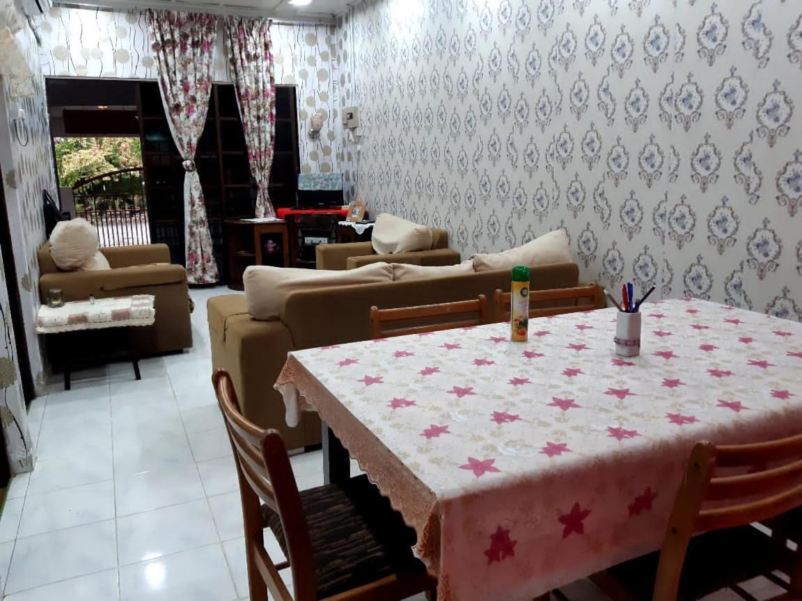 Bemban Garden Homestay Batu Gajah Exteriör bild